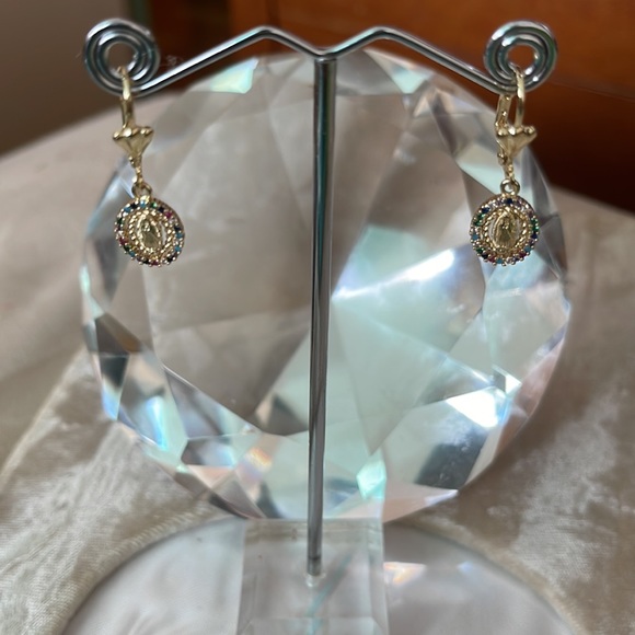 Virgin Mary/Our Lady of Guadalupe Dangling Earrings - Picture 1 of 5